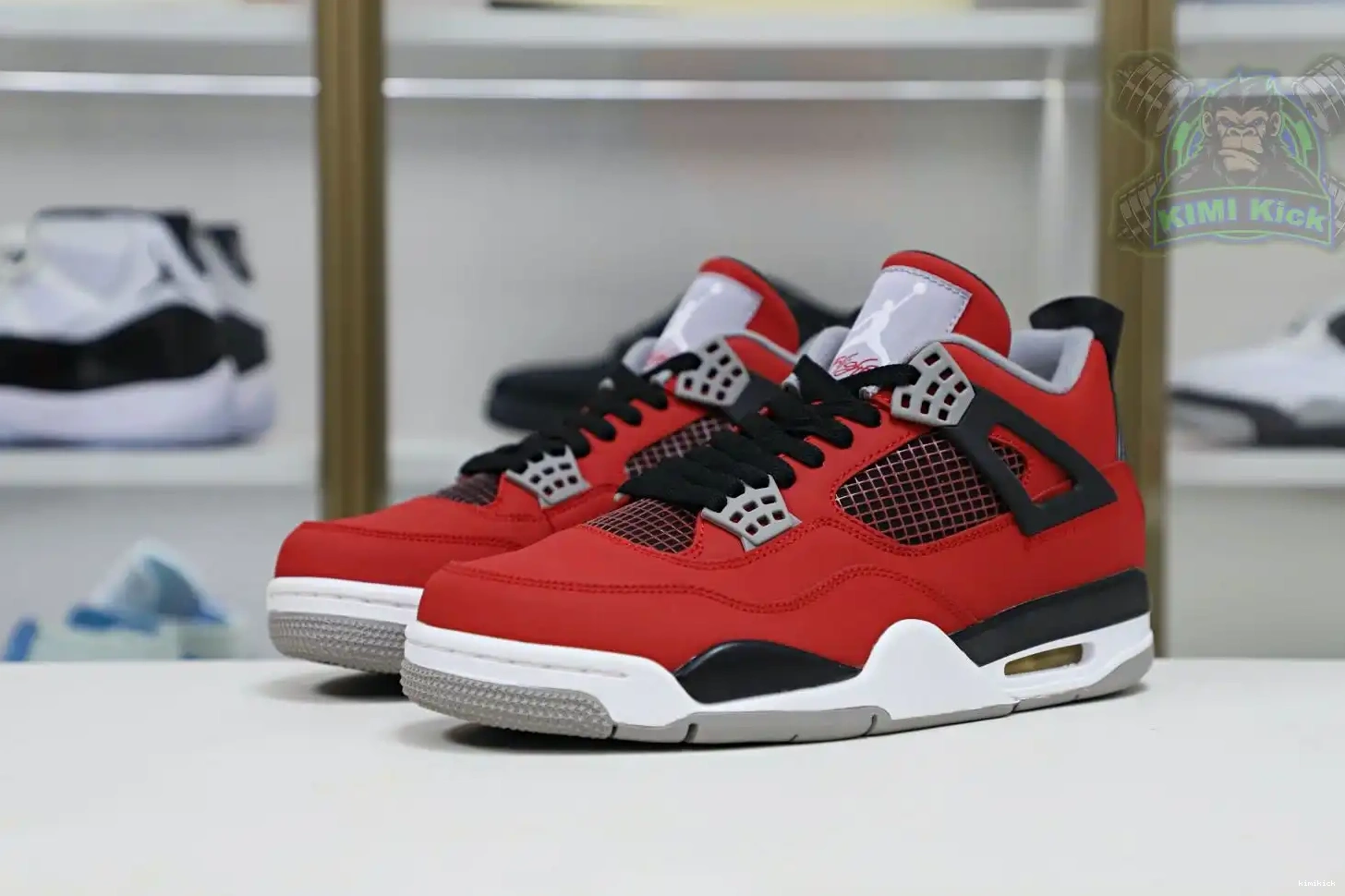 Kimikick Bravo RetroToro Jordan Jordan4 Air 0501